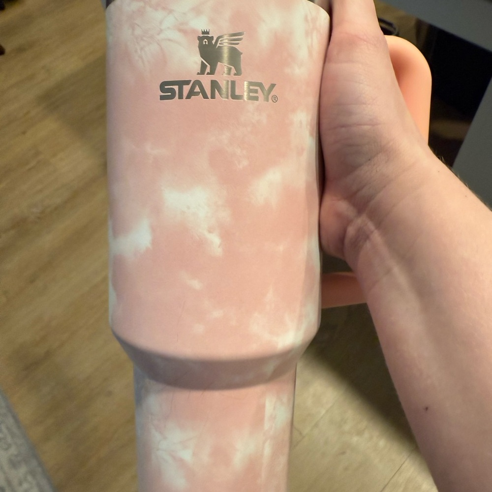 LIMITED EDTION Stanley Marble Pink Tumbler with Handle (Tie Dye)